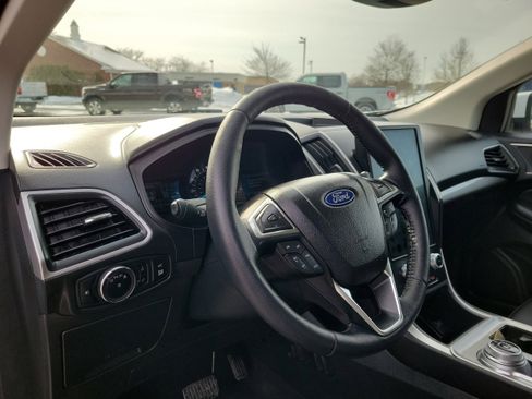Used 2024 Ford Edge SEL w/ Convenience Package image 21