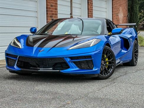 Used 2024 Chevrolet Corvette Stingray Coupe w/ 1LT RWD image 12