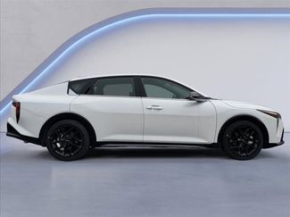 New 2025 Kia K4 GT-Line Turbo video 2