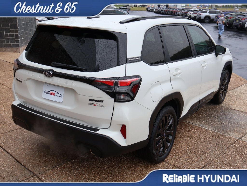 Used 2026 Subaru Forester Sport w/ Onyx Edition AWD/4WD image 6