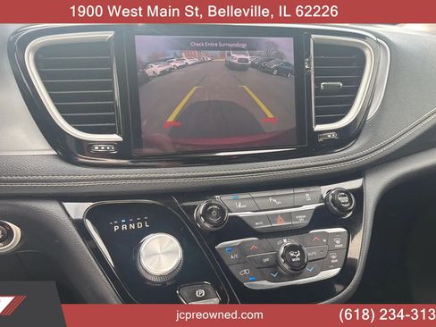 Used 2022 Chrysler Pacifica Touring-L w/ S Appearance Package image 14