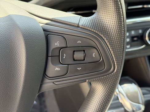 Used 2025 Buick Envista Preferred FWD image 34