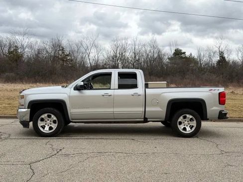 Used 2017 Chevrolet Silverado 1500 LT w/ All Star Edition image 21