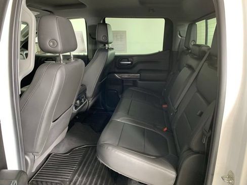 Used 2020 Chevrolet Silverado 1500 LTZ w/ LTZ Convenience Package AWD/4WD image 6