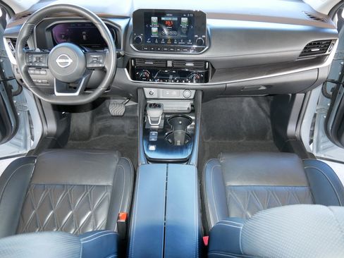 Used 2022 Nissan Rogue Platinum w/ Head-Up Display Package image 30