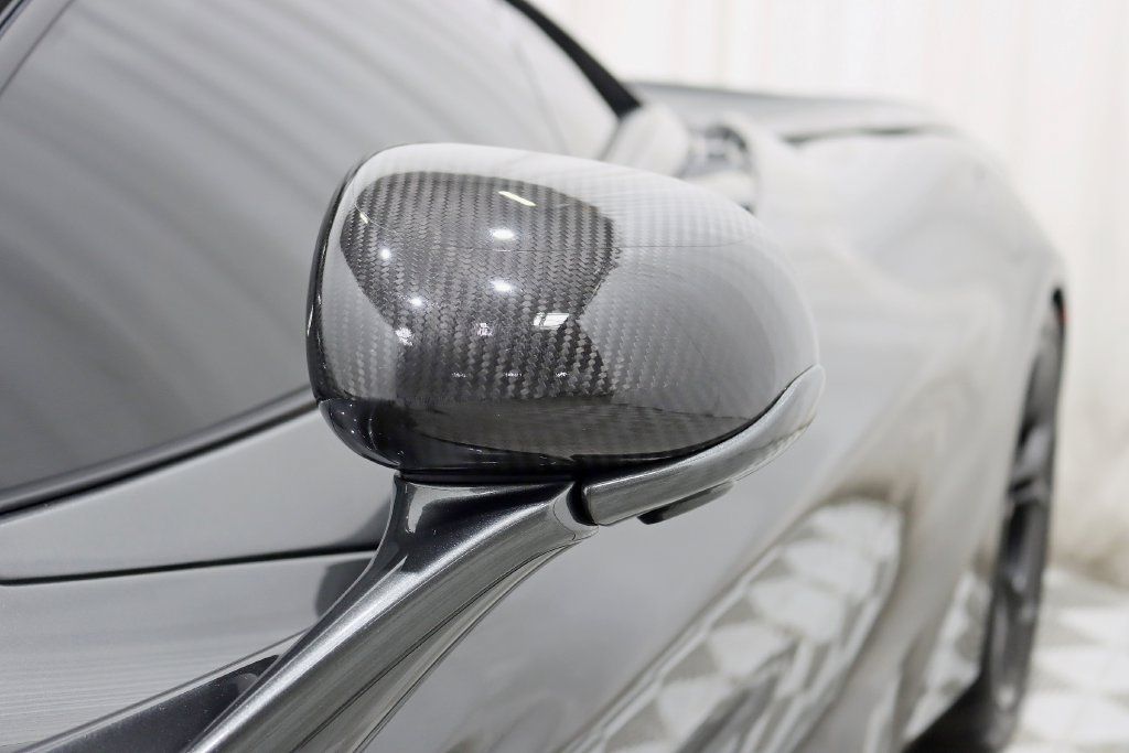 Used 2018 McLaren 720S RWD image 15