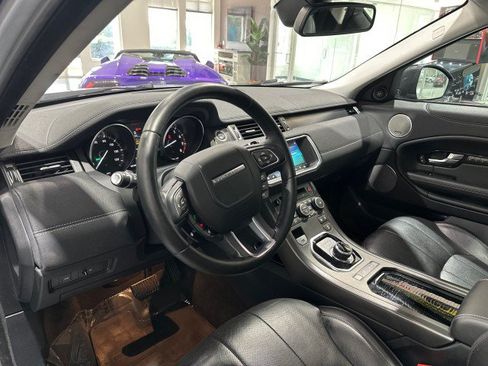 Used 2019 Land Rover Range Rover Evoque AWD/4WD image 3