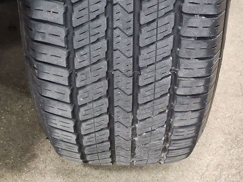 Used 2020 Toyota Tacoma TRD Sport w/ Technology Package image 29