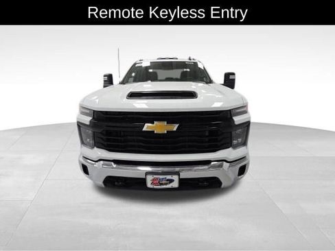 New 2026 Chevrolet Silverado 2500 W/T w/ WT Convenience Package image 9