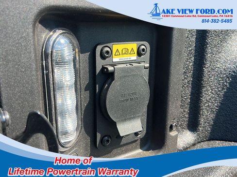 New 2026 Ford Maverick Lariat AWD/4WD image 9