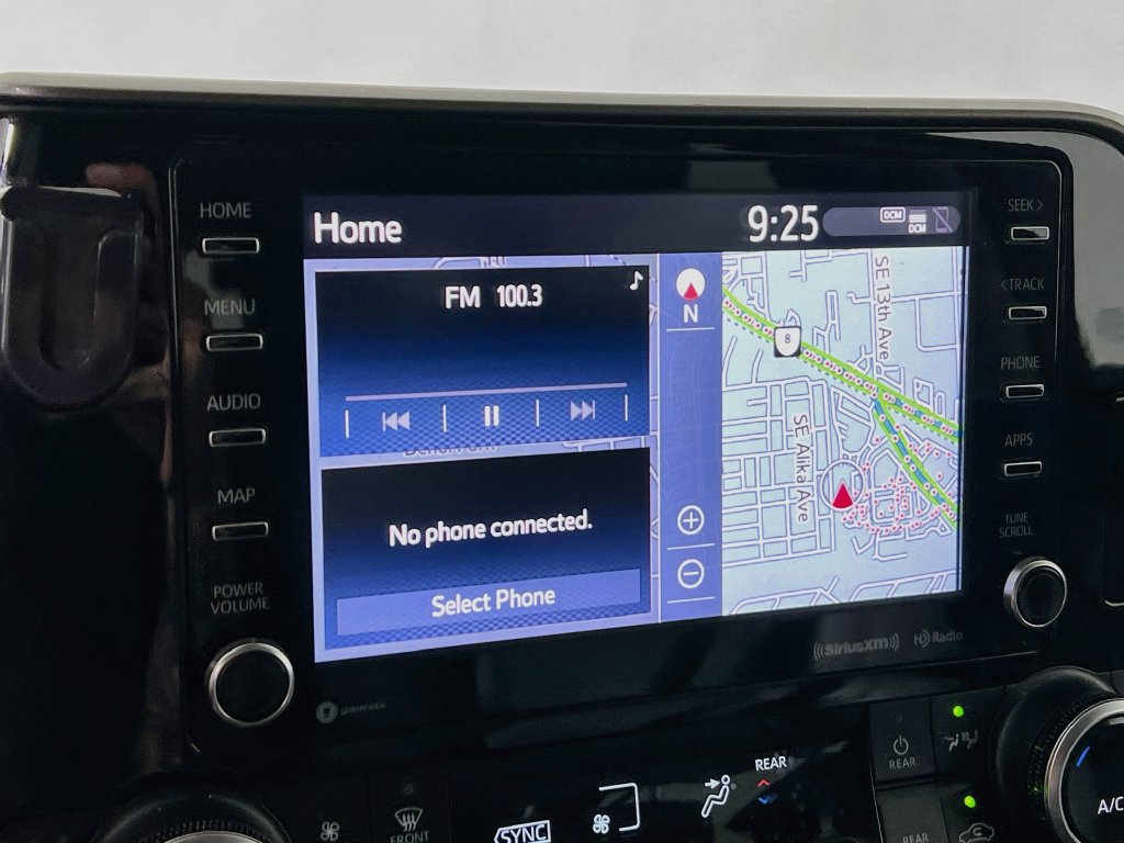 Certified 2020 Toyota Highlander XLE FWD image 13