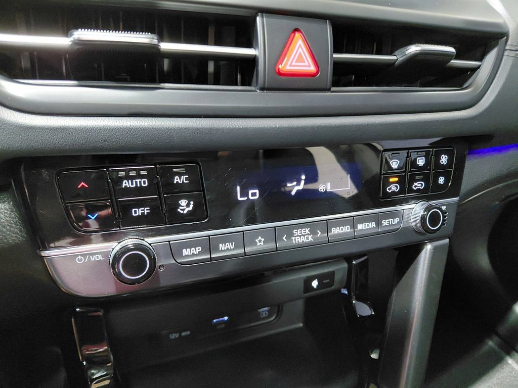 Used 2024 Kia Seltos EX AWD/4WD image 33