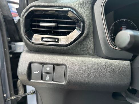 Used 2023 Honda Pilot TrailSport image 19