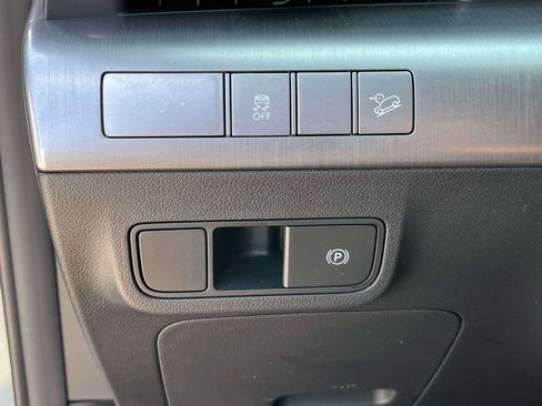 Used 2024 Hyundai Kona SEL FWD image 17
