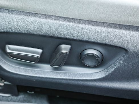 Used 2024 Toyota Camry SE image 26