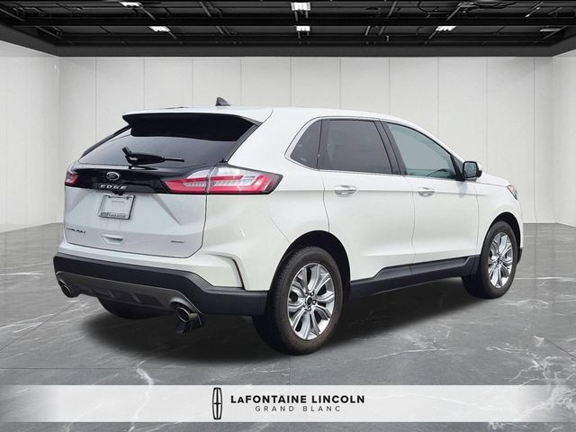 Used 2023 Ford Edge Titanium AWD/4WD image 5