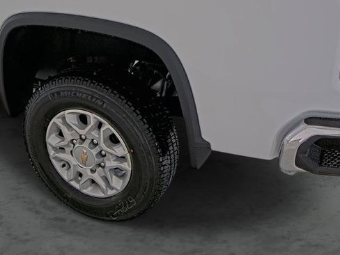 New 2026 Chevrolet Silverado 2500 LT w/ Convenience Package image 9