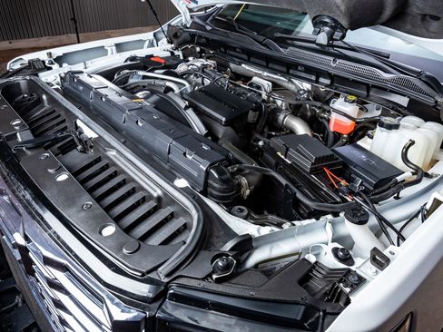 Used 2024 GMC Sierra 3500 Denali Ultimate image 38