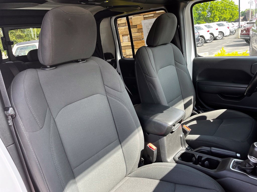 Used 2022 Jeep Gladiator Sport AWD/4WD image 34
