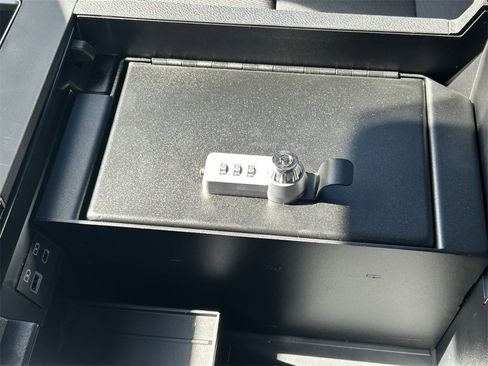 New 2026 Toyota Tundra SR5 image 30