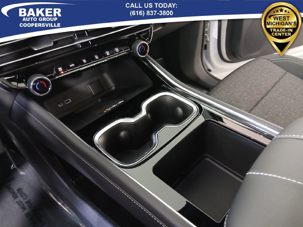 New 2027 Chevrolet Traverse LT w/ Sun and Wheel Package AWD/4WD image 43