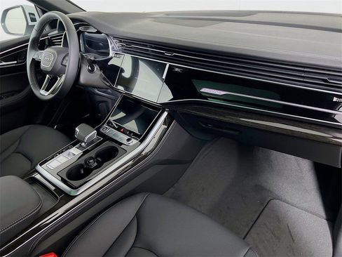 New 2026 Audi Q8 Premium Plus image 28