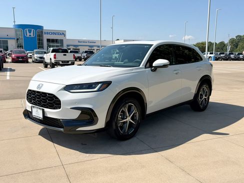 Used 2025 Honda HR-V EX-L image 3