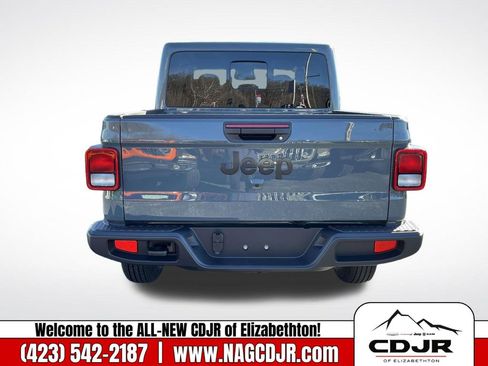 New 2026 Jeep Gladiator Sport image 5