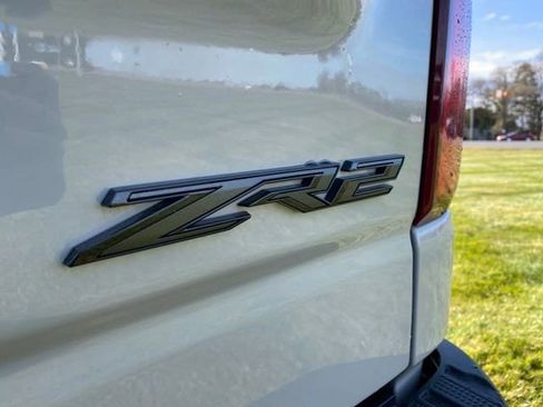 New 2026 Chevrolet Silverado 1500 ZR2 w/ Dark Appearance Package image 37