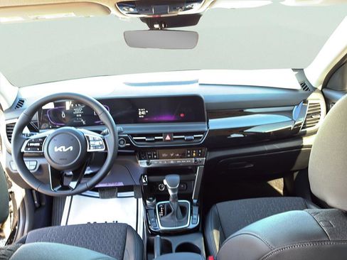 New 2026 Kia Seltos S image 24