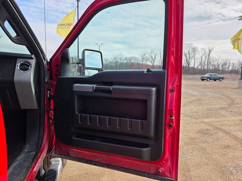 Used 2015 Ford F350 Lariat image 26
