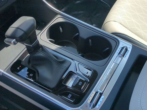 New 2026 Kia Carnival SX image 18