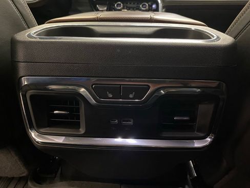 Used 2023 GMC Sierra 1500 Denali Ultimate image 17