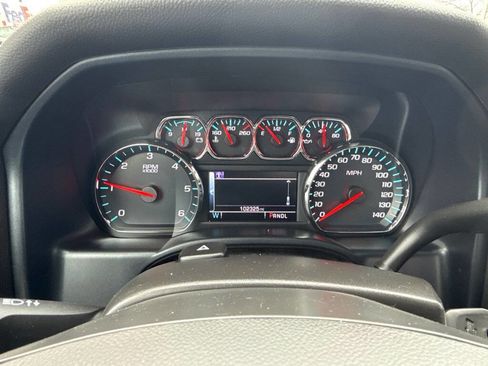 Used 2018 Chevrolet Silverado 1500 LT image 26