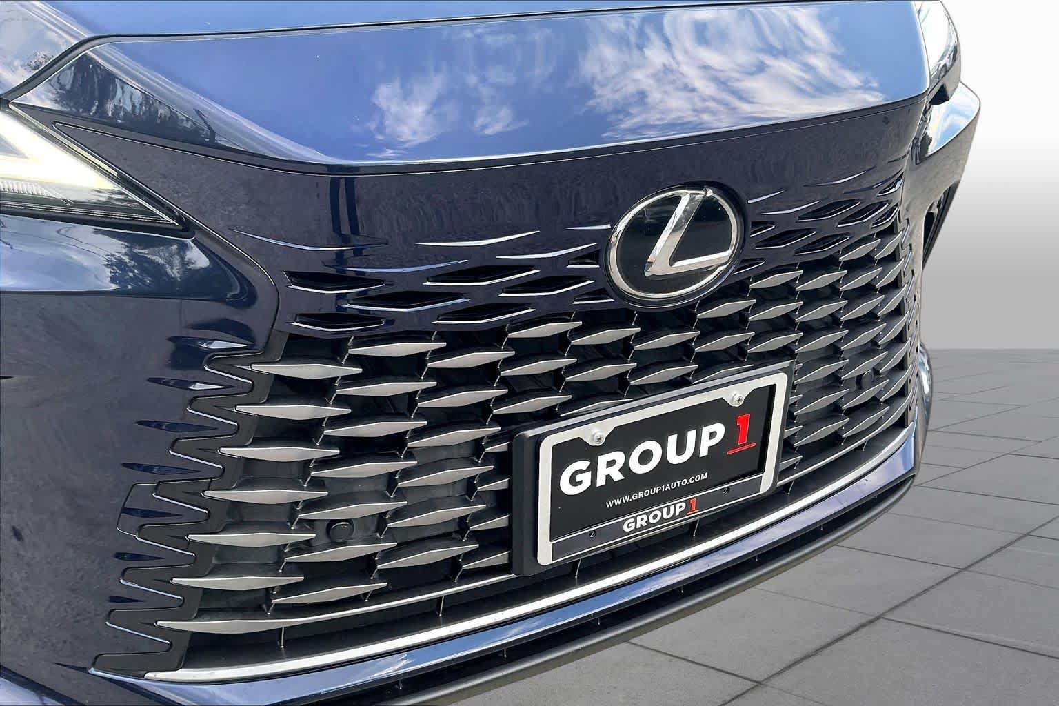 Used 2023 Lexus RX 350 Premium w/ Cold Area Package FWD image 29