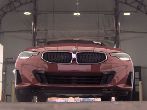 Used 2024 BMW 230i Coupe w/ Convenience Package image 4