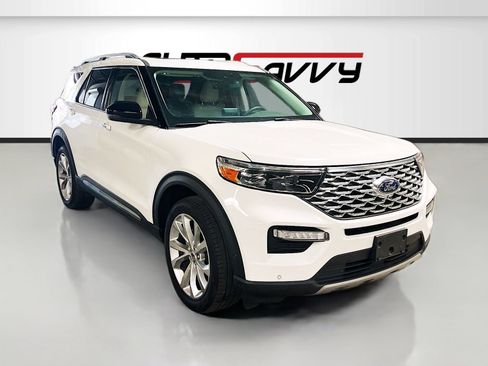 Used 2024 Ford Explorer Platinum w/ Technology Package AWD/4WD image 1