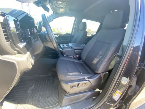 Used 2022 Chevrolet Silverado 1500 LT Trail Boss image 11