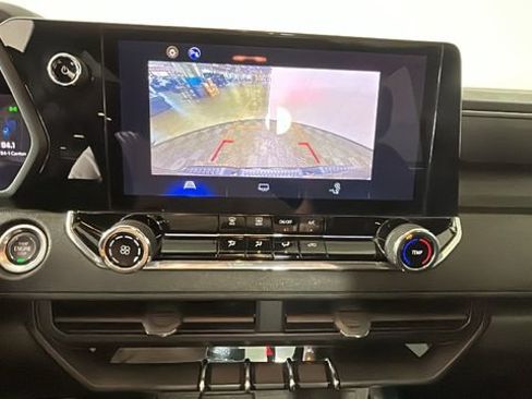 Used 2024 Chevrolet Colorado Trail Boss w/ Safety Package AWD/4WD image 26