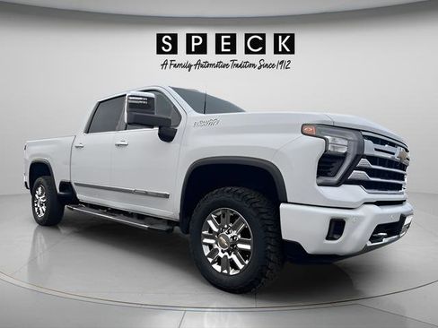 Used 2024 Chevrolet Silverado 3500 High Country w/ High Country Premium Package image 4