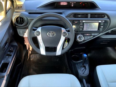 Used 2015 Toyota Prius C Two image 5