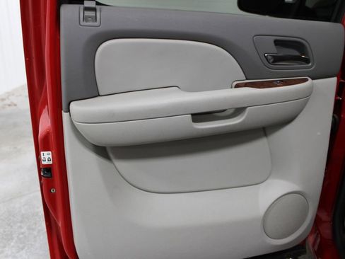 Used 2007 Chevrolet Silverado 1500 LTZ w/ Suspension Package, Off-Road" image 24