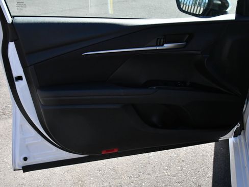 Used 2025 Toyota Camry LE FWD image 14