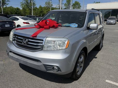 Used 2013 Honda Pilot EX image 1