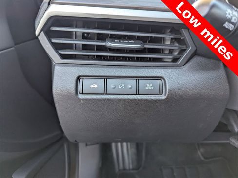 Used 2024 Nissan Altima 2.5 SV image 22