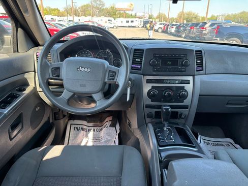 Used 2007 Jeep Grand Cherokee Laredo image 19