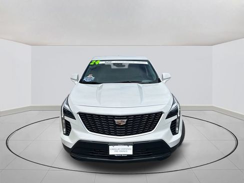 Certified 2023 Cadillac XT4 Luxury FWD image 2