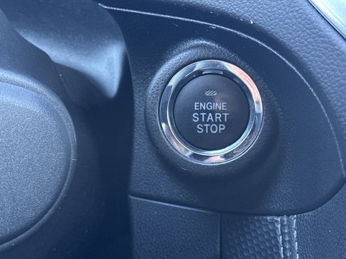 Used 2022 Subaru Forester Limited image 28