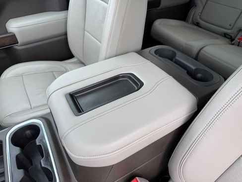 Used 2019 GMC Sierra 1500 SLT image 28