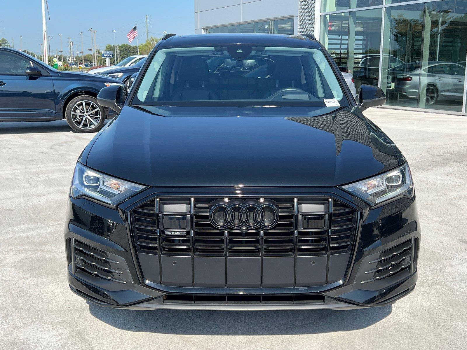 Used 2023 Audi Q7 3.0T Prestige w/ Prestige Package AWD/4WD image 2